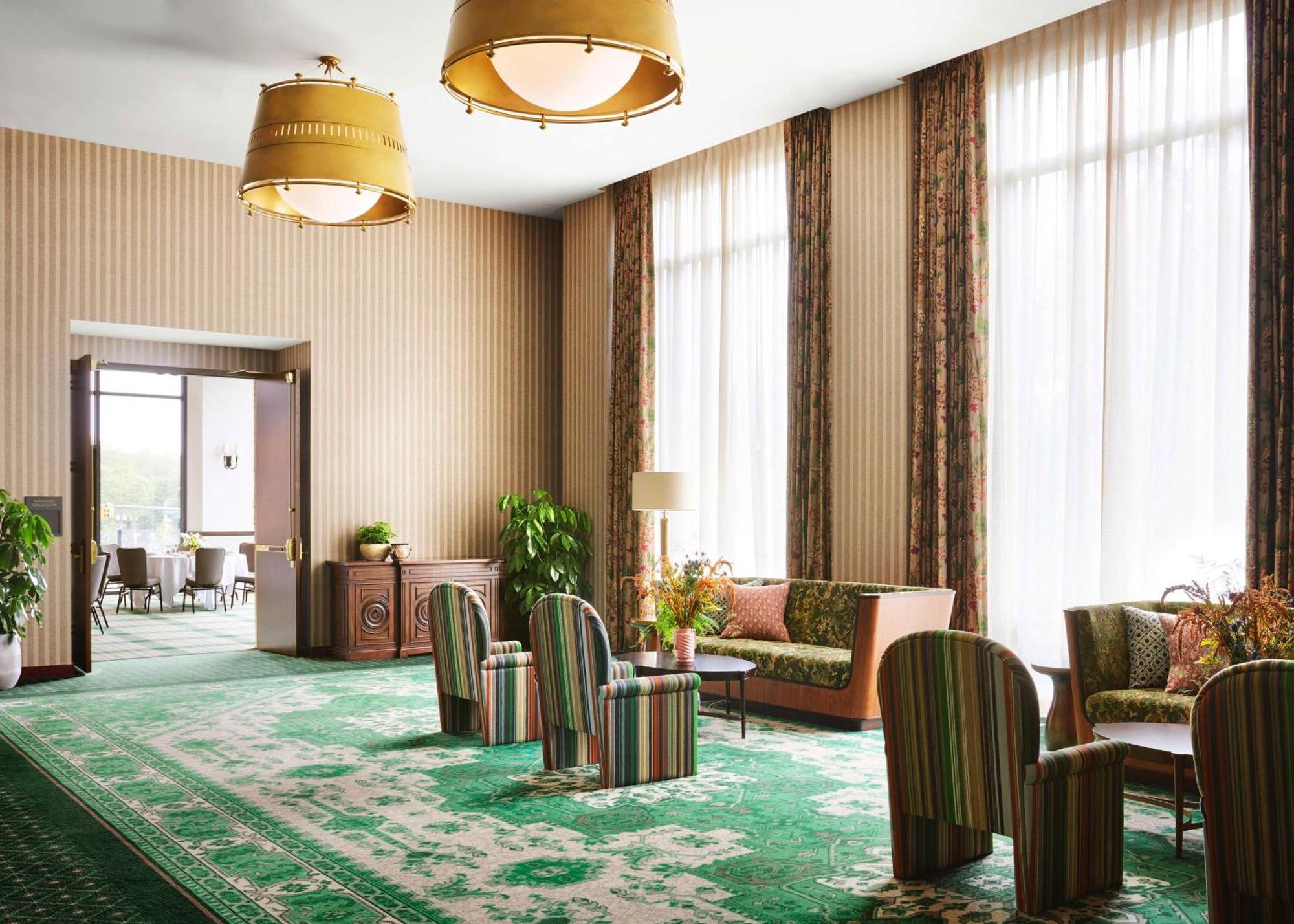 Graduate By Hilton East Lansing Hotel Екстериор снимка